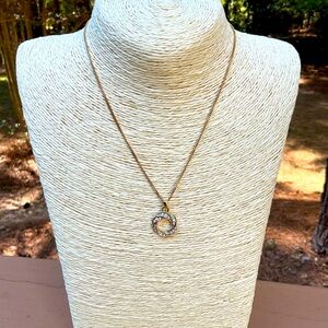 Fashion Jewelry Gold Tone Necklace with Crystal Pentant